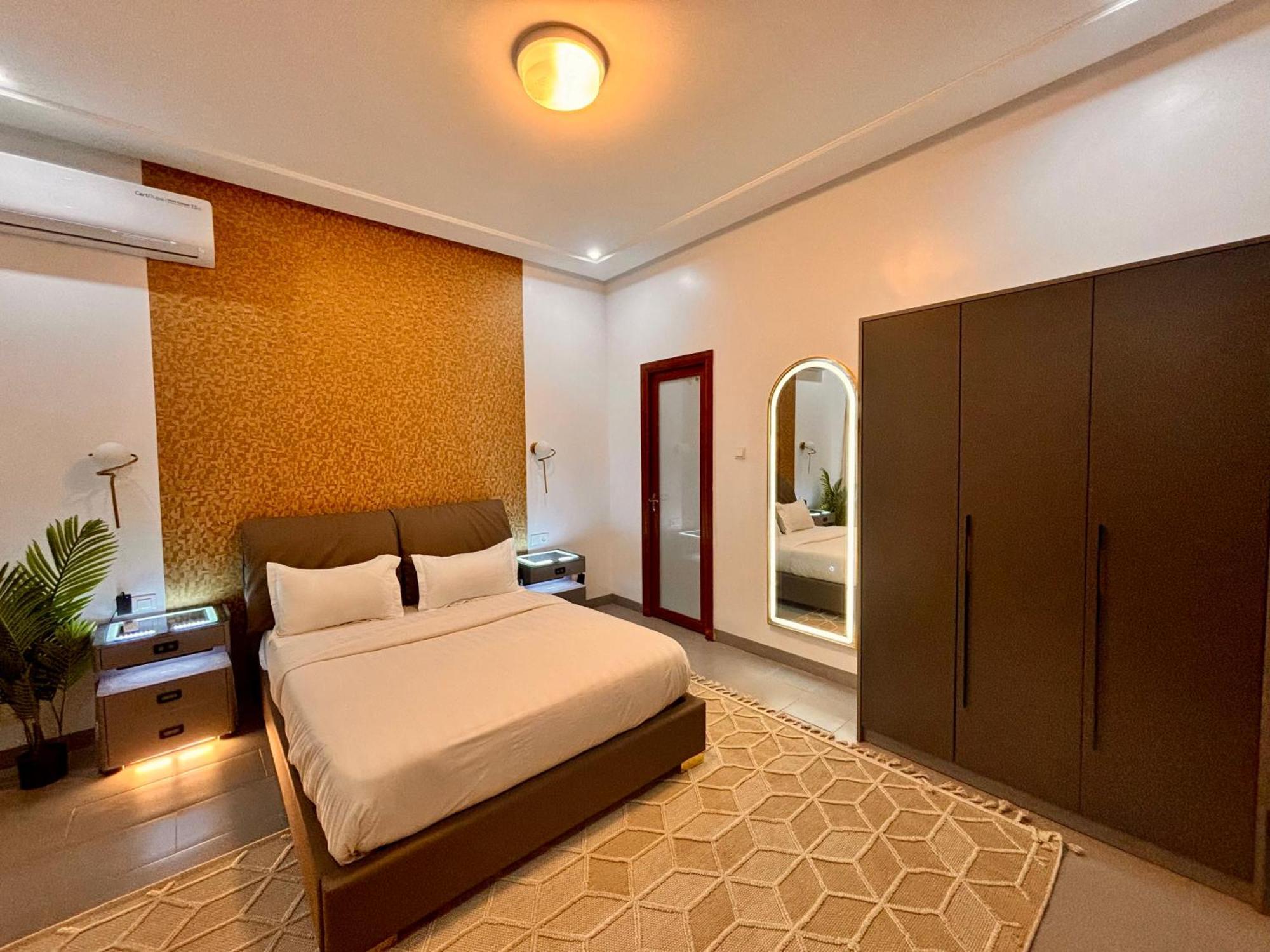Lighthouse Signature Suites Dakar Extérieur photo